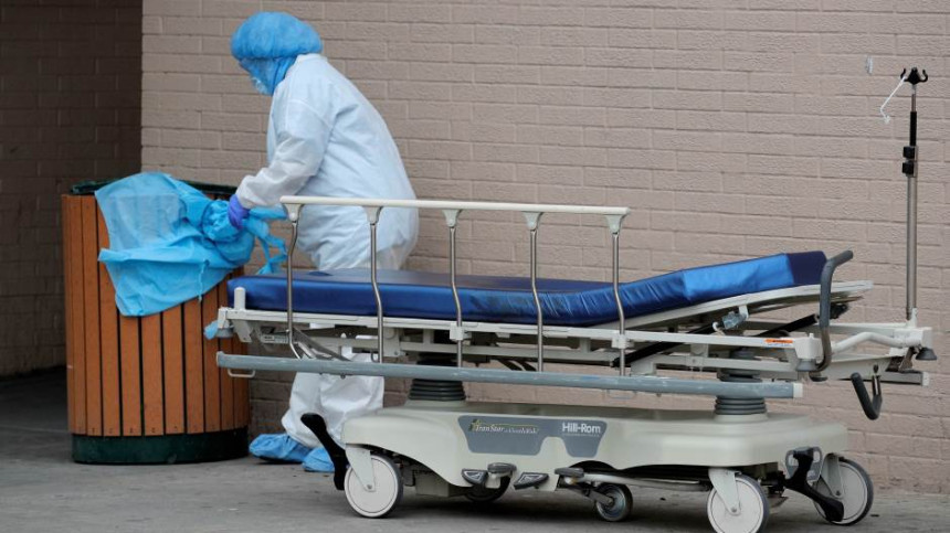 Amerika će možda morati da produži mjere do 2022.