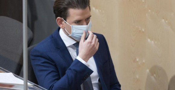 Kurc upozorava: "Virus će nas pratiti mjesecima"