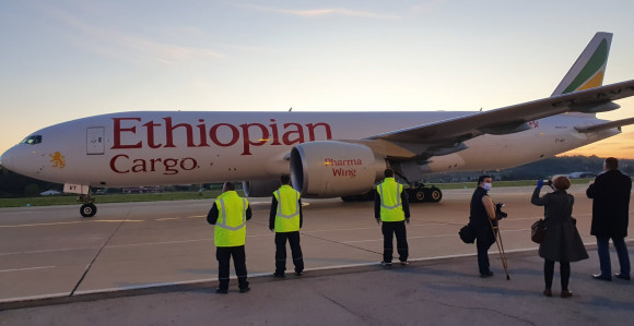 U Banjaluku stigao avion sa opemom iz Kine