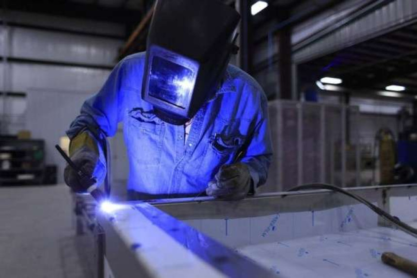 Мања предузећа у проблему због вируса корона