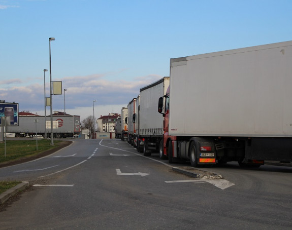 Hrvatska ukida pratnje za kamione koji ulaze u BiH