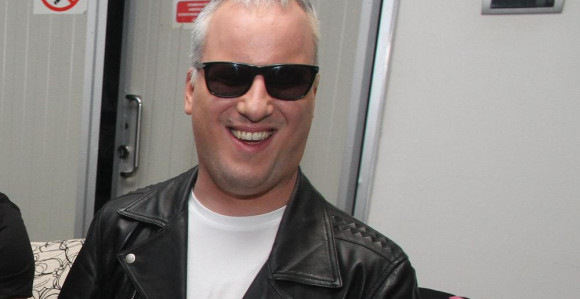 Saša Matić večeras uživo za komšije i ceo svet!