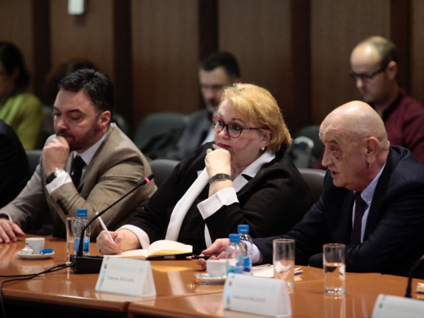 Evo što je Savjet ministara blokirao kredit MMF-a