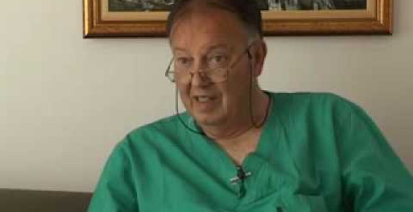 Preminuo čuveni hirurg, lični doktor Moamera Gadafija