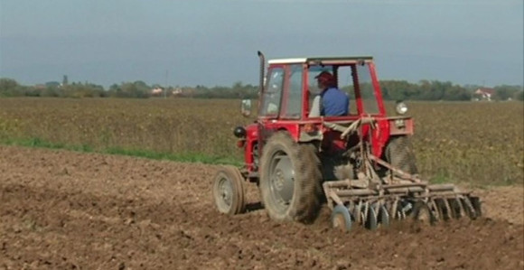 Proljetna sjetva privodi se kraju u distriktu Brčko