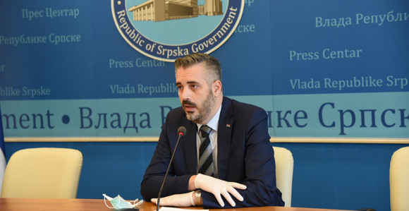 "Biće mnogo ispitnih rokova i niko neće ostati oštećen"