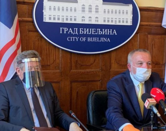 Mićić donirao 1.000 KM za djecu oboljelu od korone