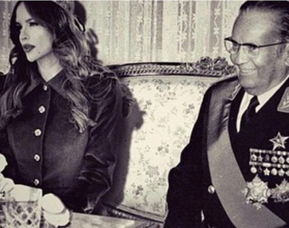 Severina kao Jovanka Broz čestitala 1.maj!