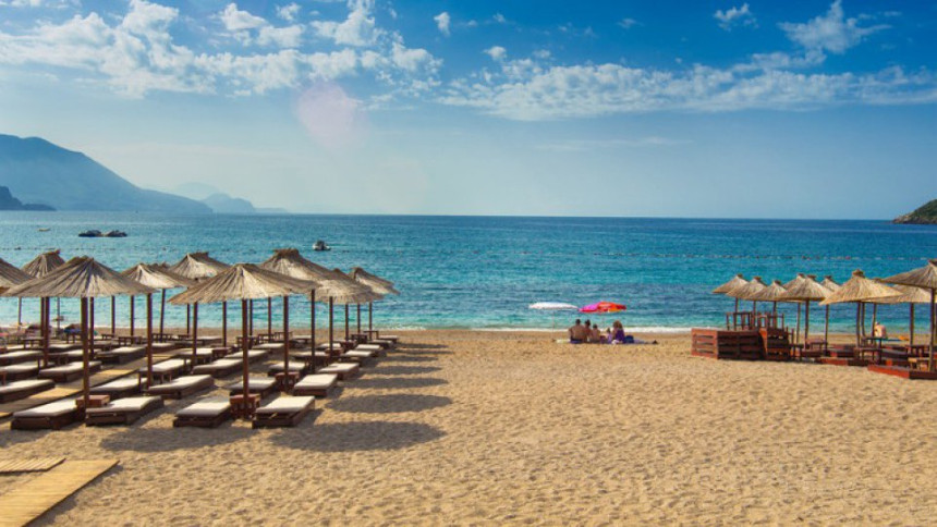 Na plaže od 18. maja uz mjere distance?