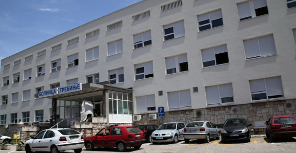 Preminula žena iz Gacka zaražena virusom korona