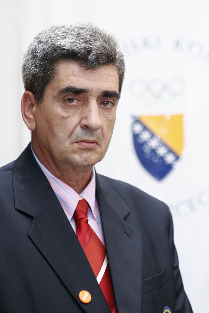 Nakon kraće i teške bolesti preminuo Siniša Kisić