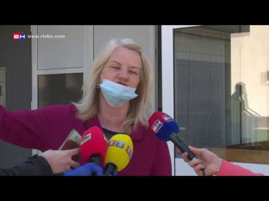 Радници и мјештани траже ко је бацио бомбу на пекару