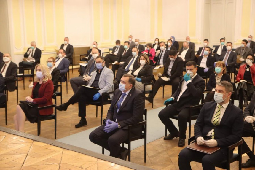 Како изаћи из ванредног стања, ко је надлежан?