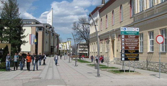 Derventa: Zaraženo 30 osoba, dvoje preminulo