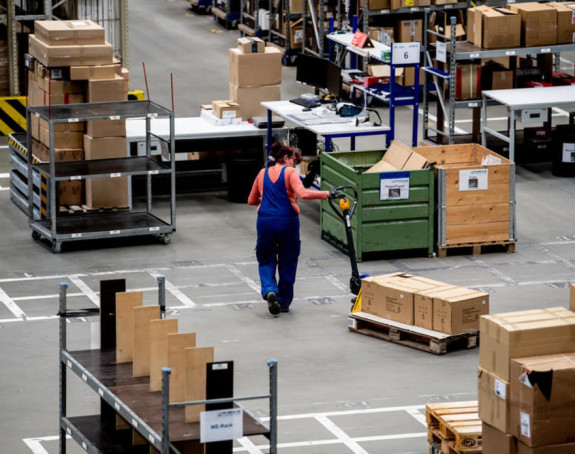 Skoro 27.000 ljudi ostalo bez posla zbog pandemije