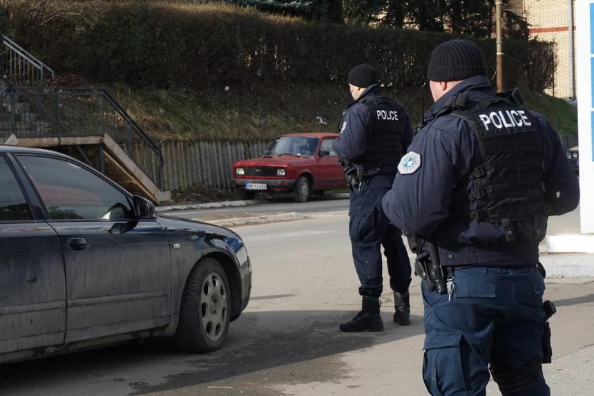 Косовска полиција привела докторку и сестру из Гораждевца