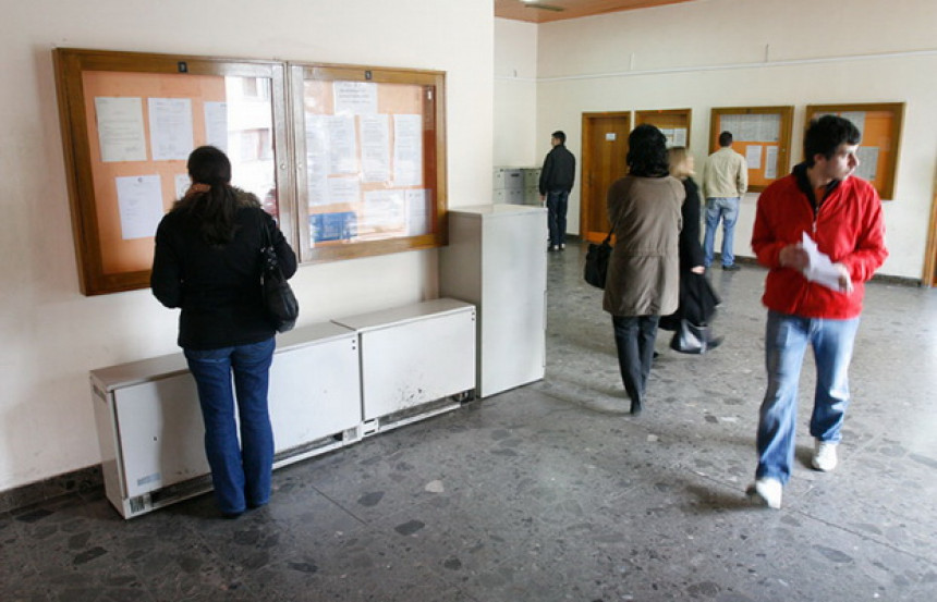 Tehnološki višak oko 1.400 radnika u Republici Srpskoj
