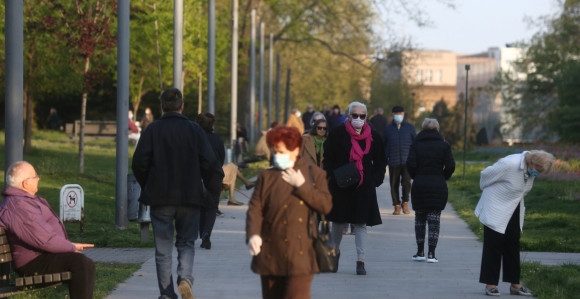 Ukinuta zabrana kretanja starijim licima od 65 godina