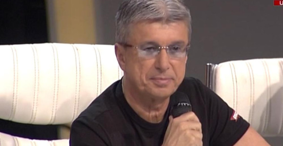 Saša Popović se oglasio nakon priče da je kupio fabriku harmonika u Italiji!