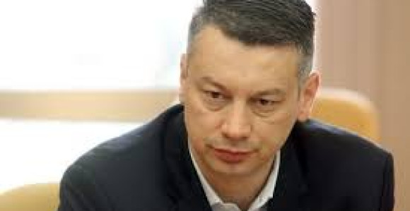 Nešić pozvao vlade RS i Srbije na ukidanje samoizolacije