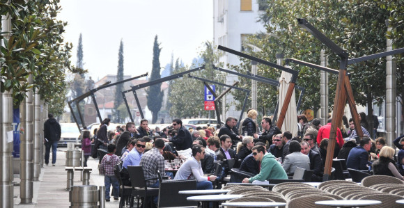 Sve više se govori o vraćanju mjera u Srbiji