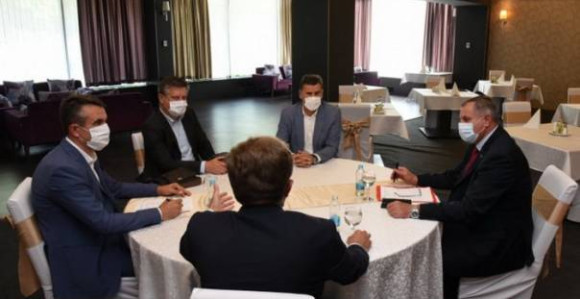 Nema zastoja u pregovorima kada se novci dijele