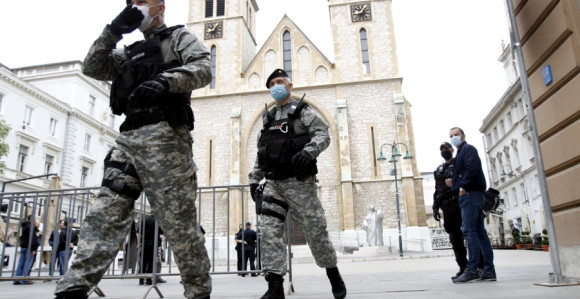 Blokiran dio grada oko katedrale zbog mise ustašama