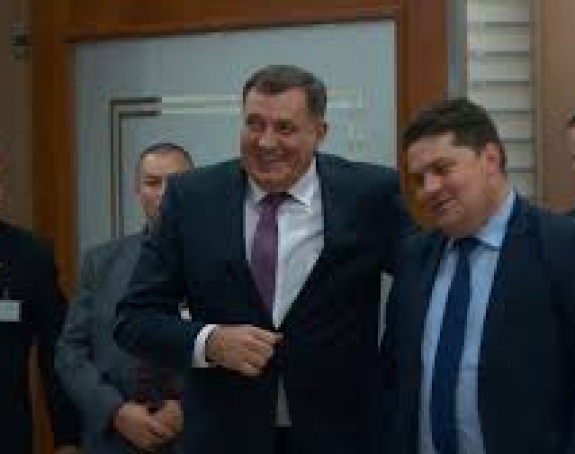 SNSD i njihovi sateliti podanici hrvatskih interesa