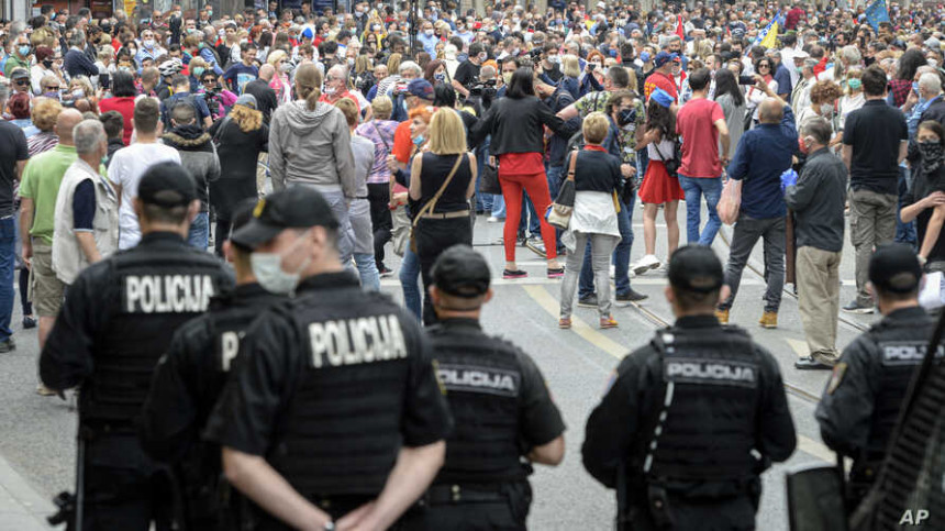 Protesti u Evropi - traži se ukidanje mjera