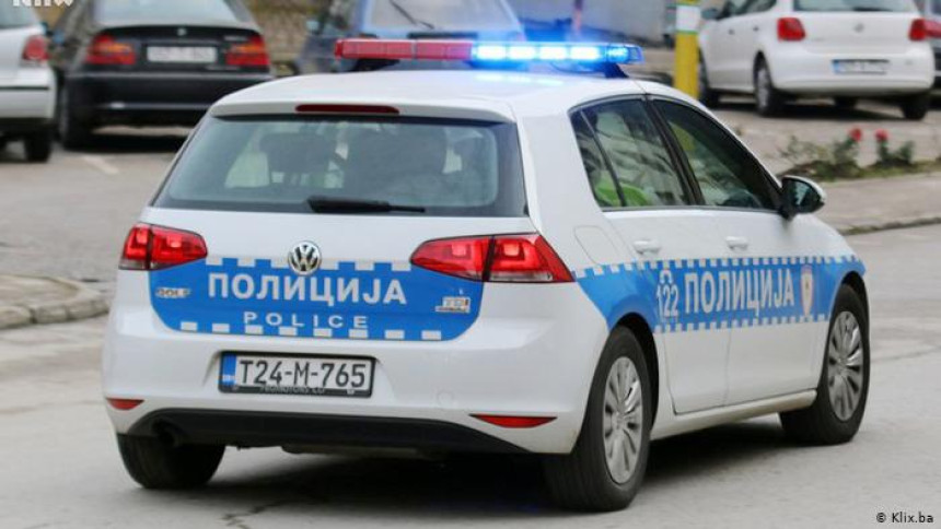 Dva pijana vozača lakše povrijeđena u udesu
