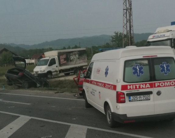 Povrijeđene tri osobe na dionici Žepče - Maglaj