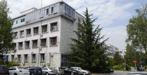 Medicinska sestra skočila sa zgrade bolnice u Beogradu