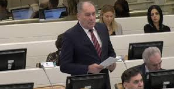 "Od dnevnog reda do toga ko je s kim zastave vezao"
