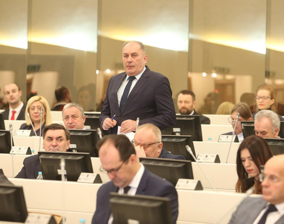 Važe li zaključci NSRS ili su mlatili praznu slamu?