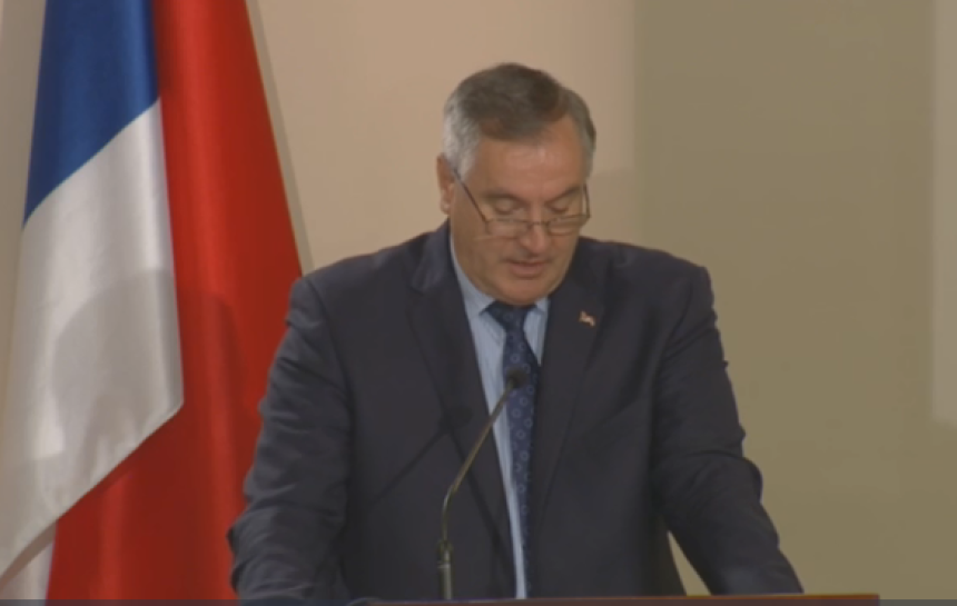 Omogućiti ulazak u BiH bez testiranja i izolacije