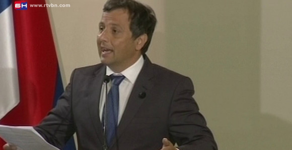 Dodik mi je psovao mrtvog oca, a tek sam ga sahranio