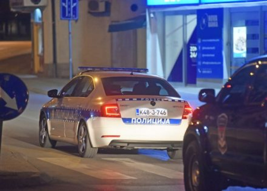 Ukinut policijski čas, na snazi vanredna situacija