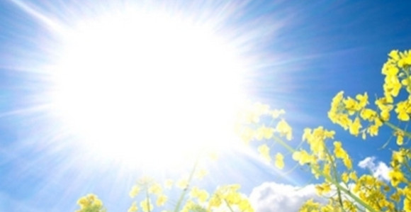 Oblačno vrijeme uz sunčane periode i kišu