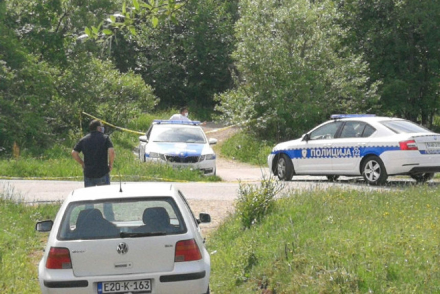 Šakić pješice došao na granicu, uhapšen nakon kontrole