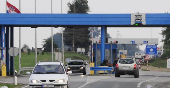 Nakon popuštanja mjera povećan broj ulazaka u zemlju