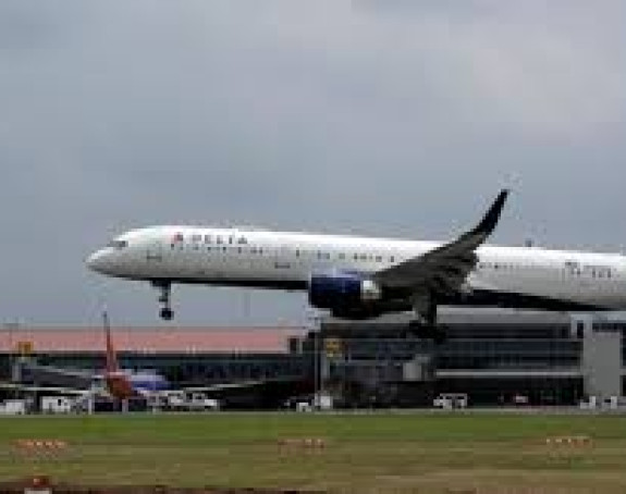 Настао општи хаос на аеродрому: Полетјели па се вратили
