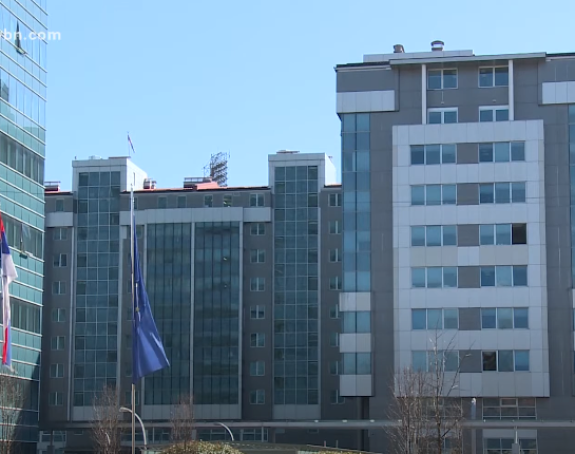 Glavna služba za reviziju pod političkim pritiskom izgubila svrhu postojanja?!