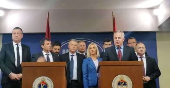 Predloženi Poslovnik predstavlja gušenje demokatije!