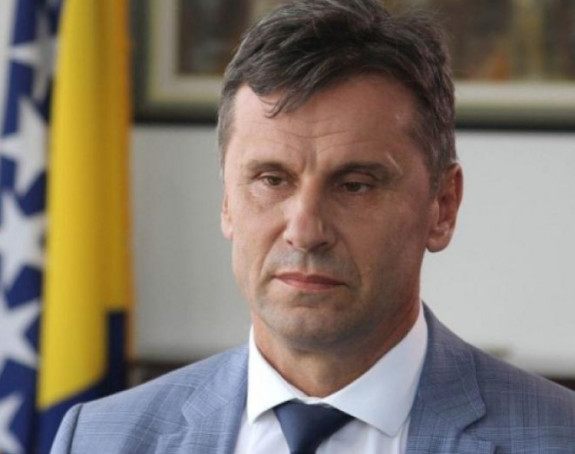 Uhapšeni premijer FBiH Fadil Novalić, Fahrudin Solak i Fikret Hodžić