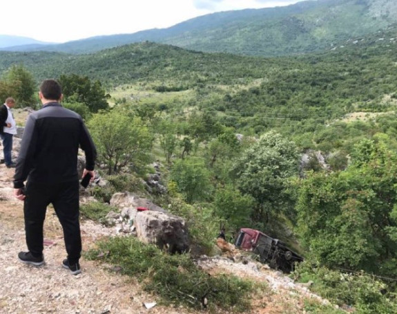 Poginule dvije osobe, desetak povrijeđeno