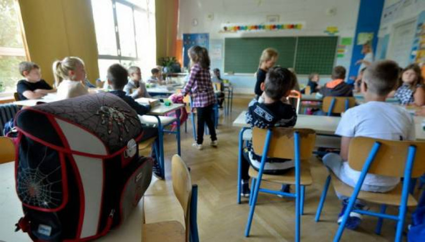 Cijeli razred u karantinu nakon što je zaražen učenik