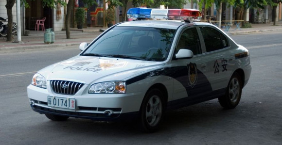 Nožem nasrnuo na ljude u vrtiću, 37 djece povrijeđeno
