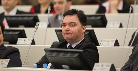 Staša Košarac preživio glasanje, ostaje ministar