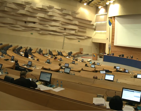 Nema ukidanja stimulacija i toplog obroka u NSRS