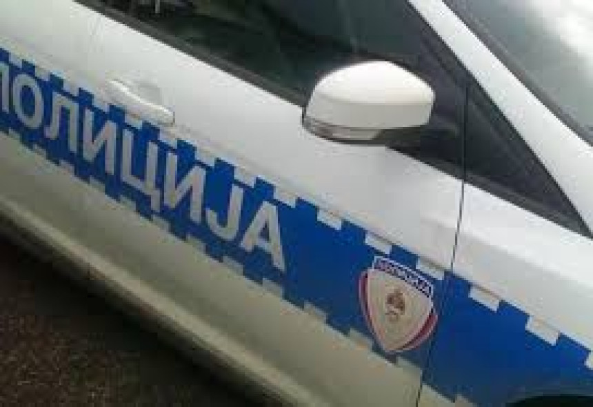 Policija istražuje uzrok požara na vozilu u Bijeljini